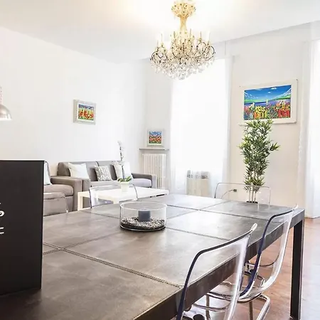 Porta Ticinese 24 Apartment *