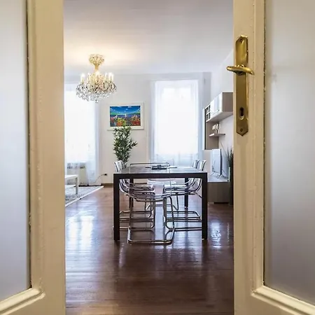 Porta Ticinese 24 Apartment *